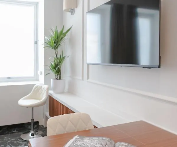Apartment Domus Prestige -suite Repubblica- In Rom